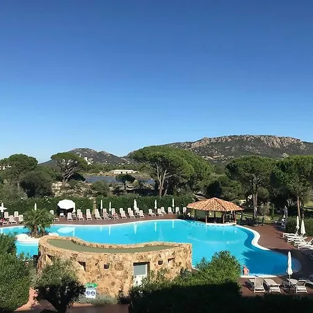 Charmant Dans De Standing Pov02 Porto-Vecchio (Corsica)